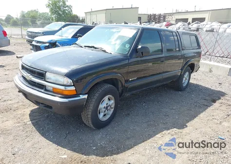 2002 Chevrolet S-10 Ls z USA, uszkodzony, nr VIN 1GCDT13W02K188895